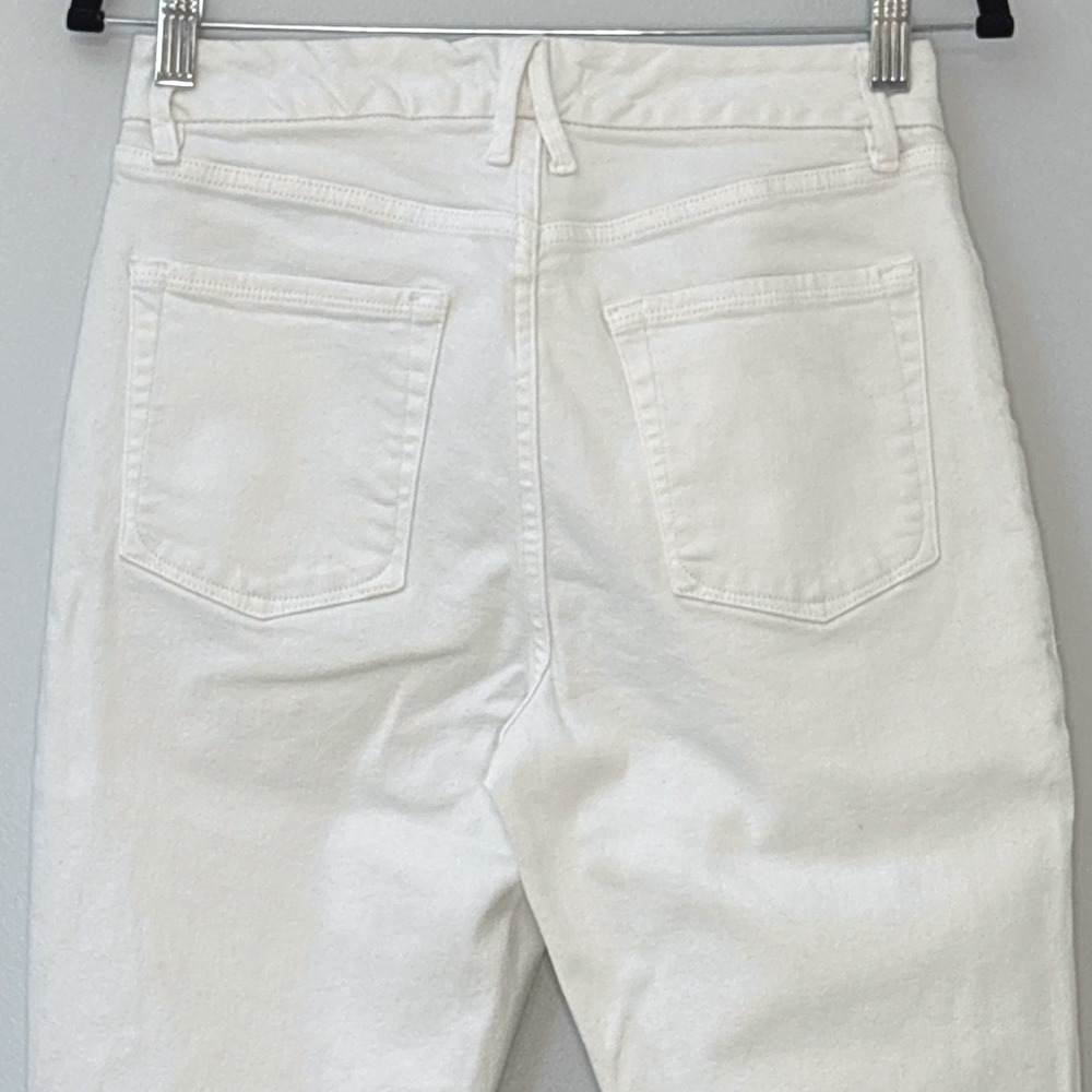 Good American High Rise Good Straight White Raw Hem Jeans 8/29 - Picture 6 of 9
